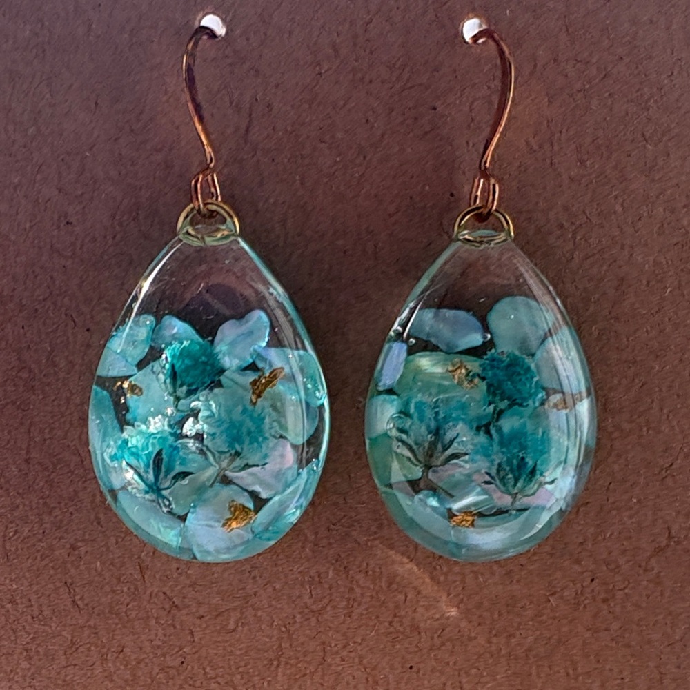 Elegant Teardrop Floral Earrings